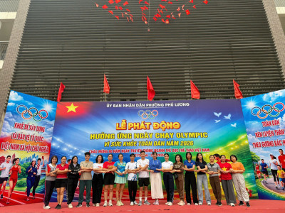 NHỮNG BƯỚC CHÂN KHÔNG MỎI