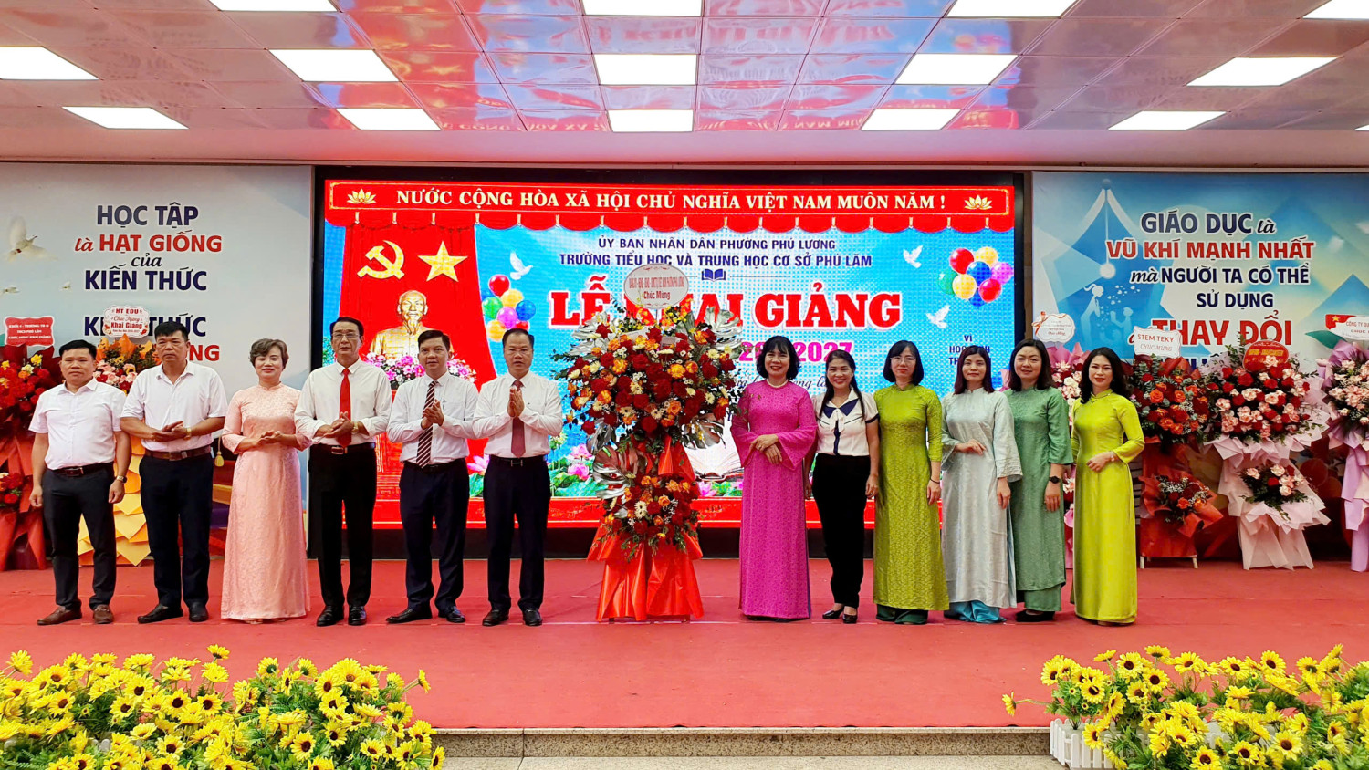 TIẾNG TRỐNG TỰU TRƯỜNG TẠI TRƯỜNG TIỂU HỌC & THCS PHÚ LÃM